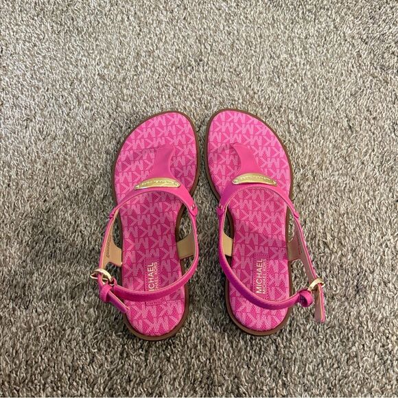 MICHAEL Michael Kors MK Plate Leather Thong Sandal In Magenta Size 7 NWB - Picture 7 of 9